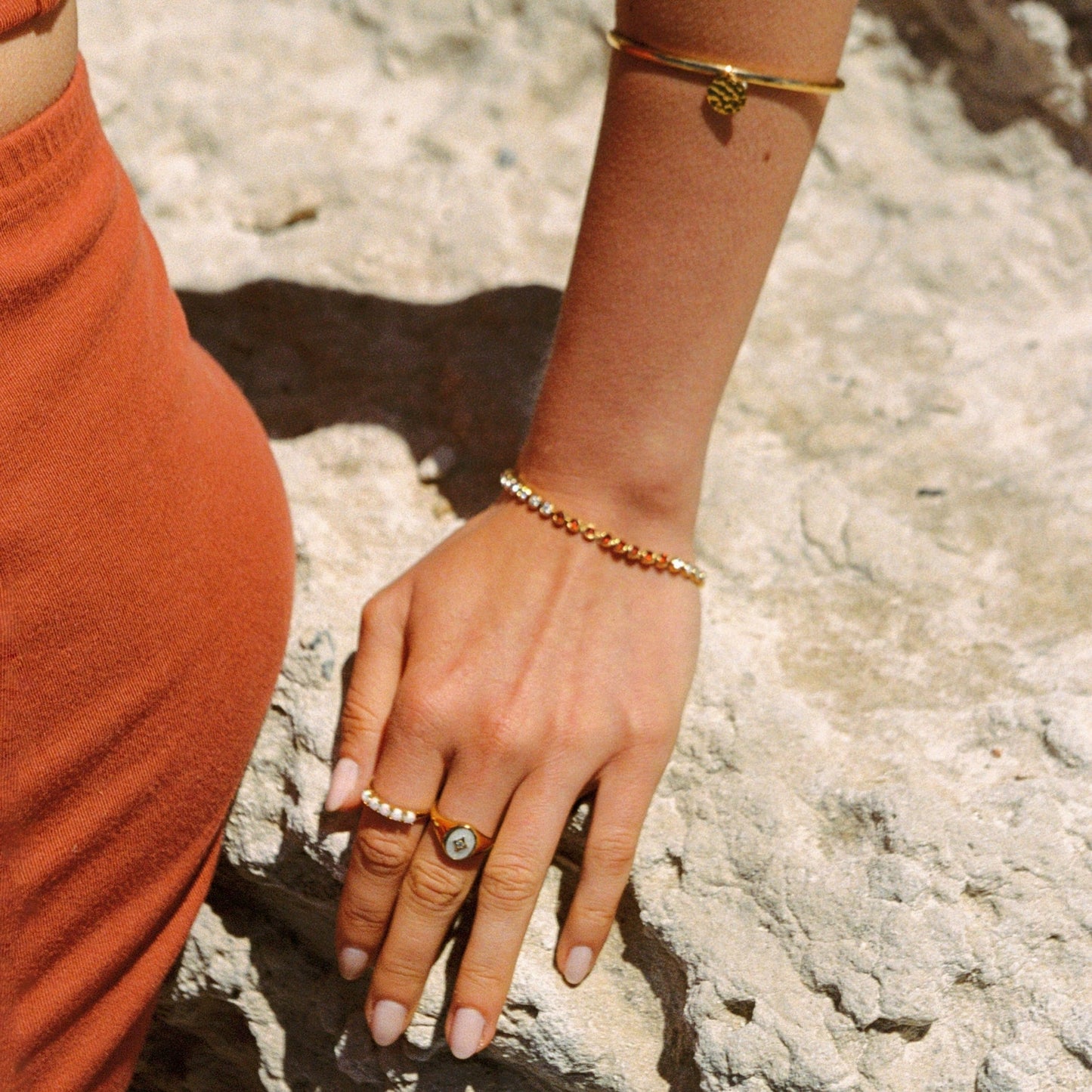 Pulsera de tenis con cerezas