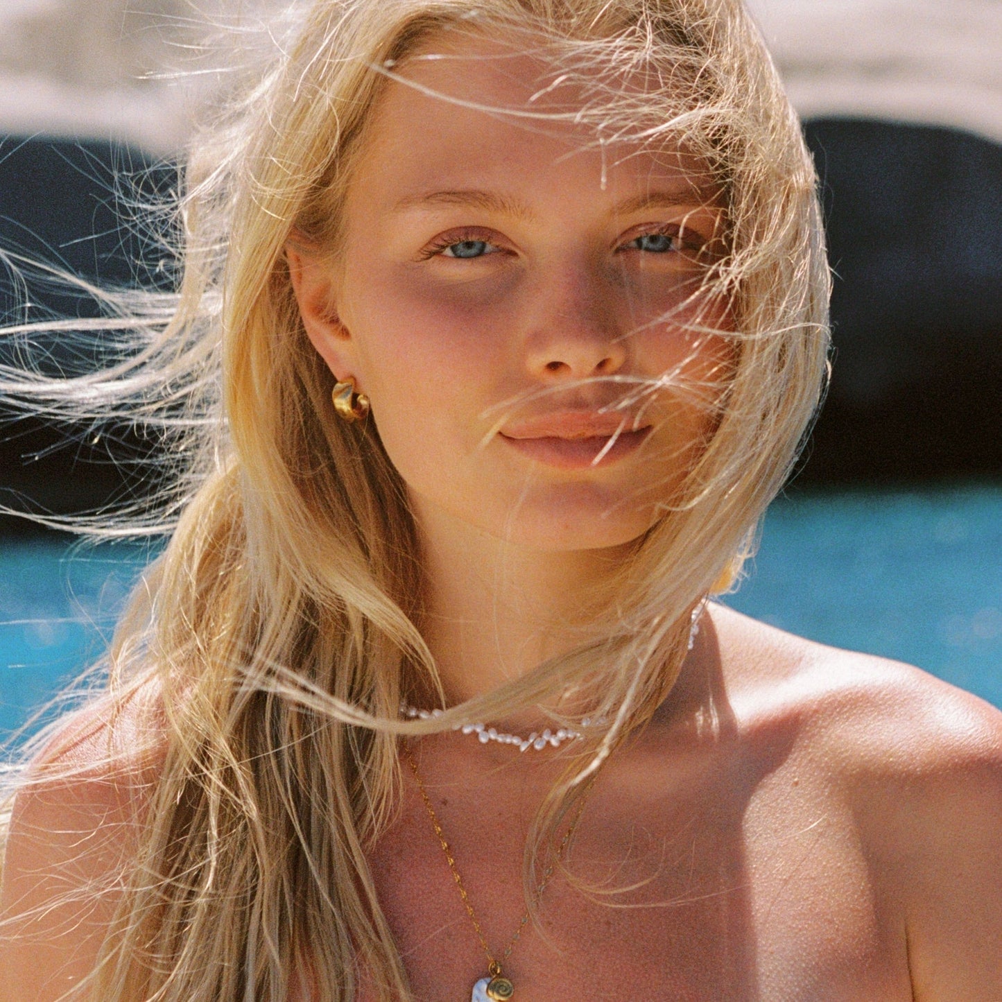 Molten Hoops