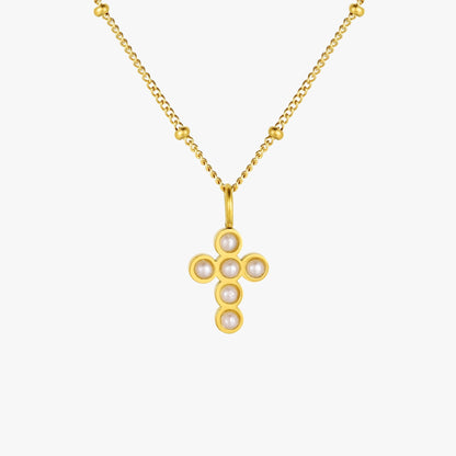Collar de perlas con cruz