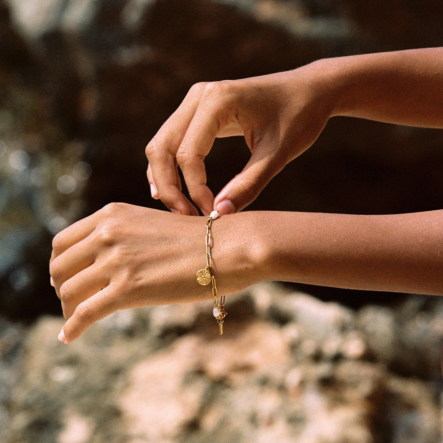 Pulsera Sol Dorado