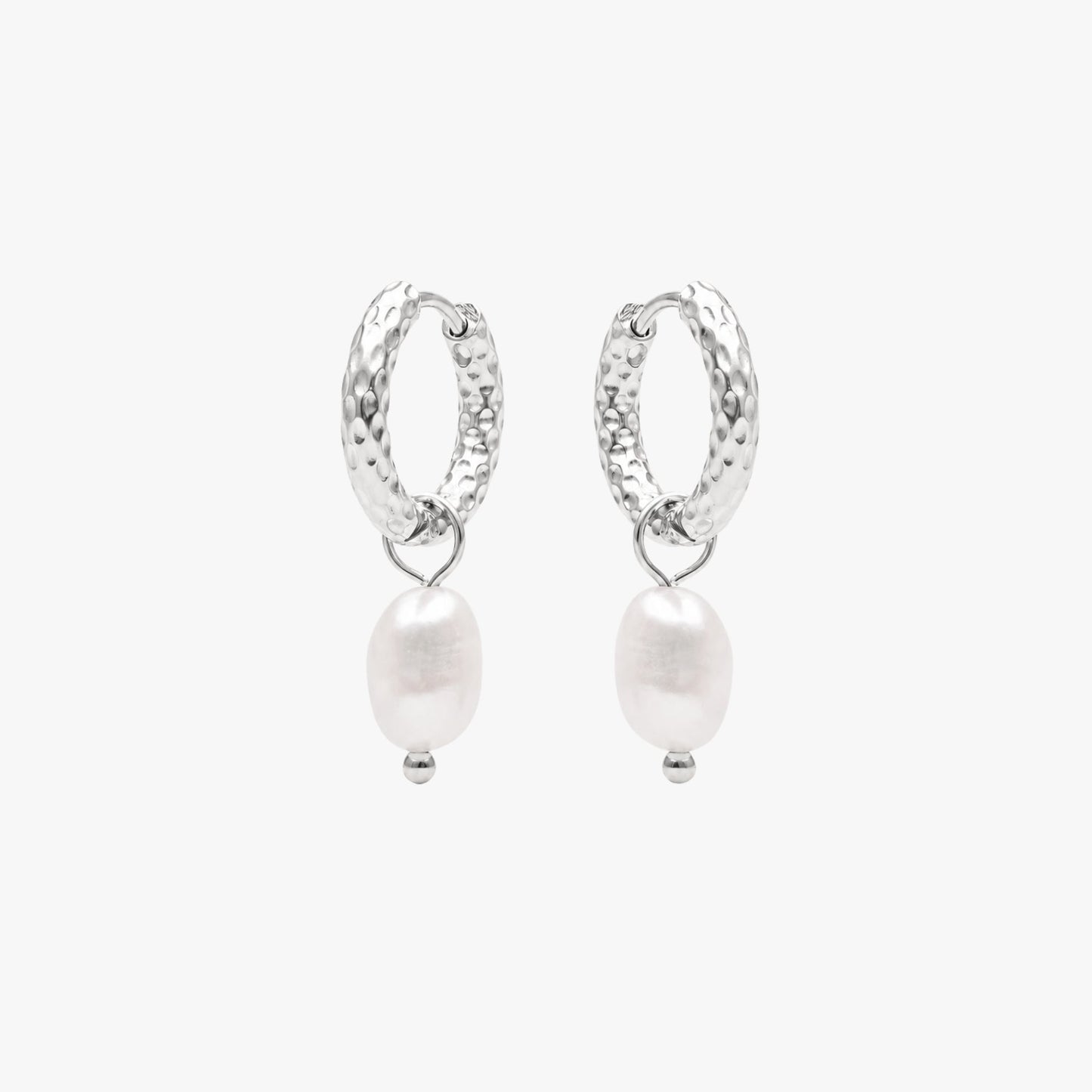 Pendientes de aro de perlas martilladas